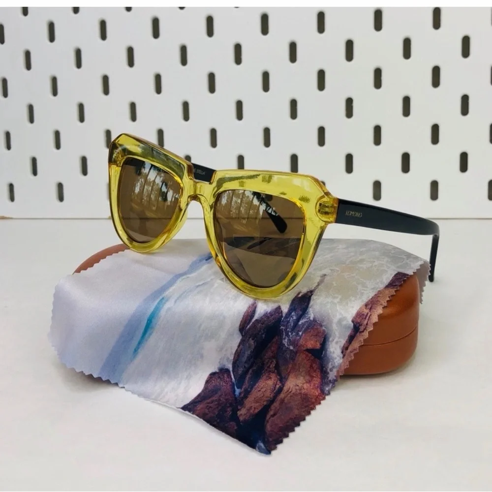 Komono Stella Sunglasses NEW Cat Eye black yellow UV400